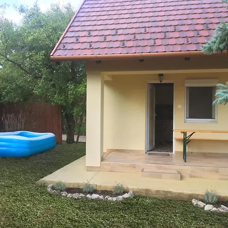 Apartment Ezuestfenyo Vendeghaz Balatonalmadi