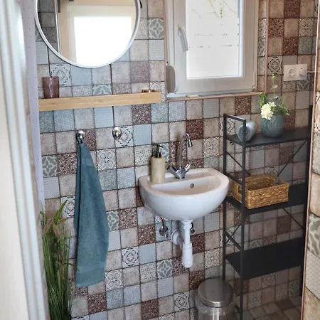 Apartment Ezuestfenyo Vendeghaz Balatonalmadi