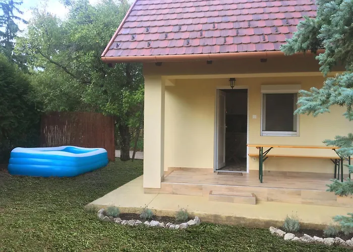 דירה Ezuestfenyo Vendeghaz Balatonalmádi